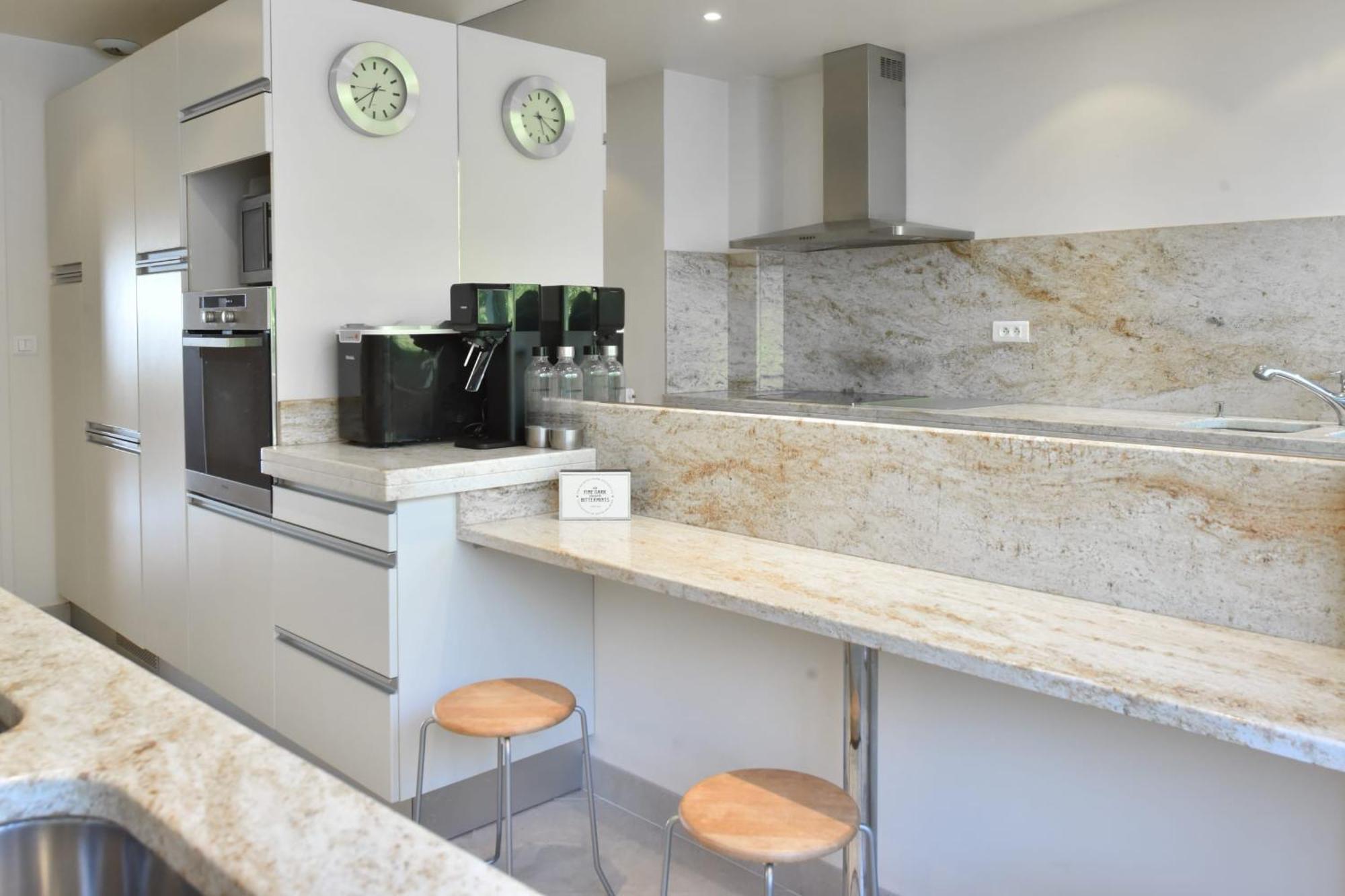 Close To Downtown Cannes Swimming Pool And Sea View المظهر الخارجي الصورة
