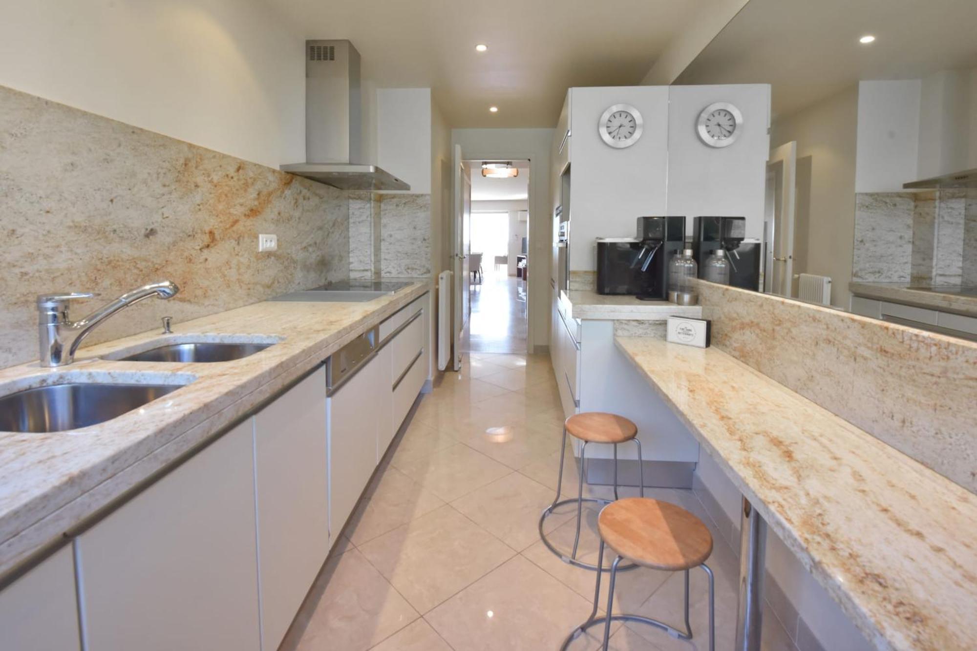 Close To Downtown Cannes Swimming Pool And Sea View المظهر الخارجي الصورة
